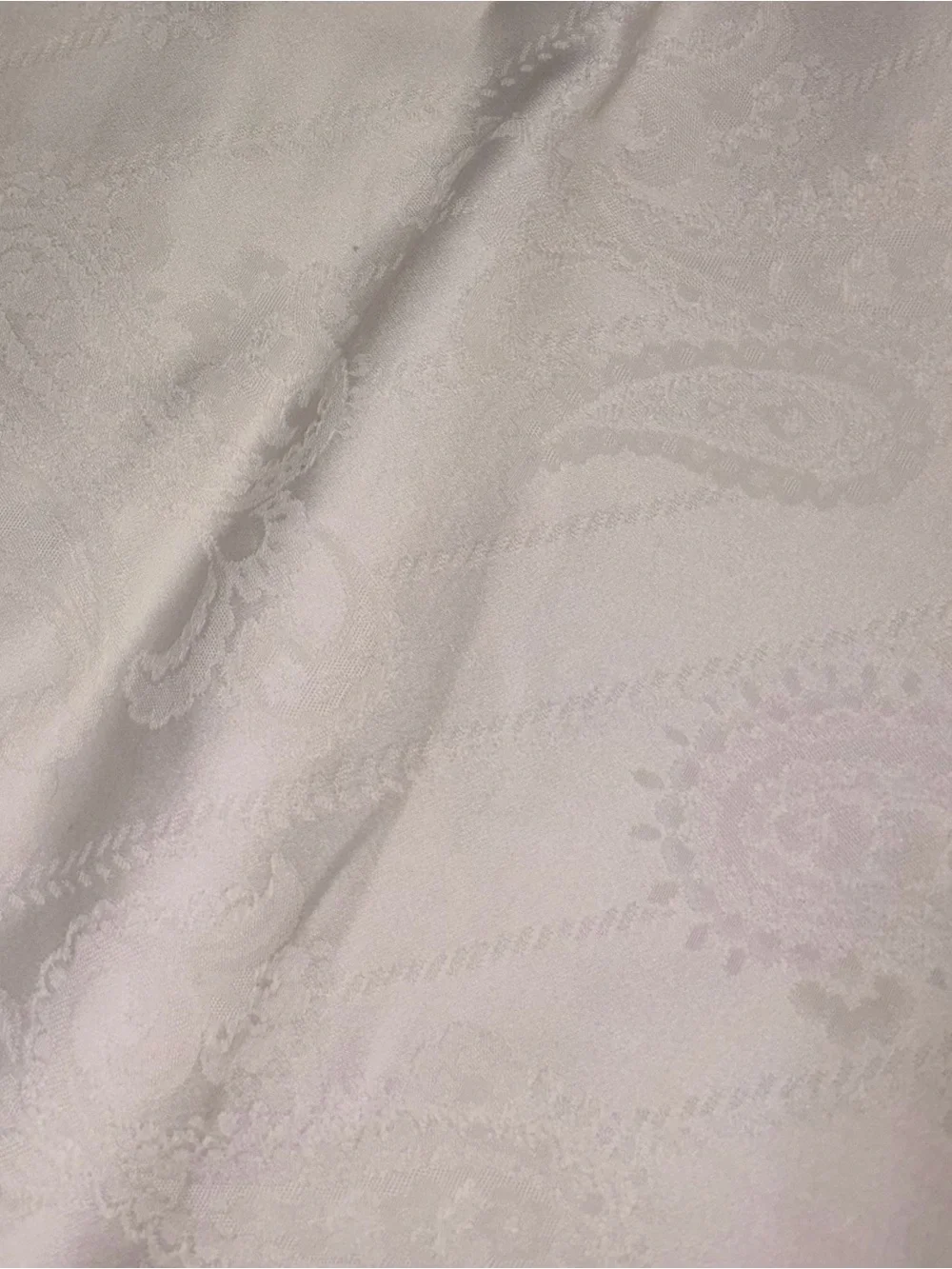 Lisa Galimberti Finest European Linens 2 paisley Queen Linen Shams